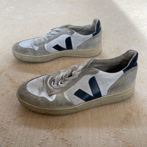 Veja | Shoes | Veja Mens White Sneakers | Poshmark